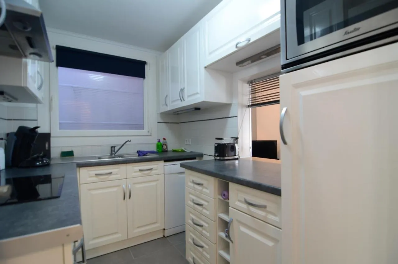 Port 40 2 - Apartamento Centrico L'Estartit 0*,  Spain